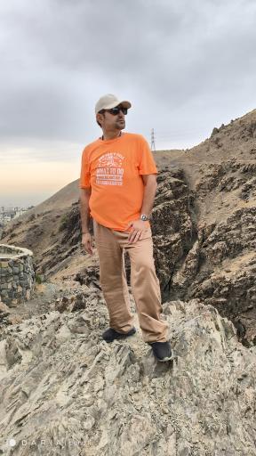 عکس کوه داراباد