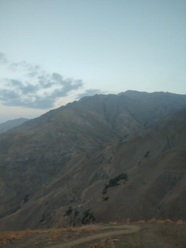عکس کوه داراباد