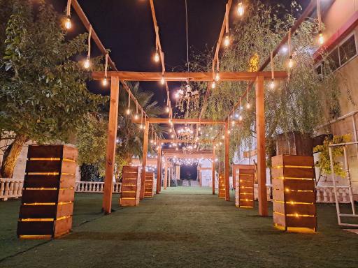 عکس باغ تالار ماه و ستاره 