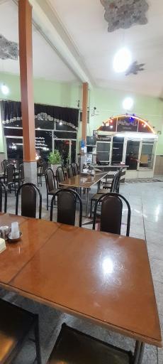 عکس سالن غذاخوری خزل