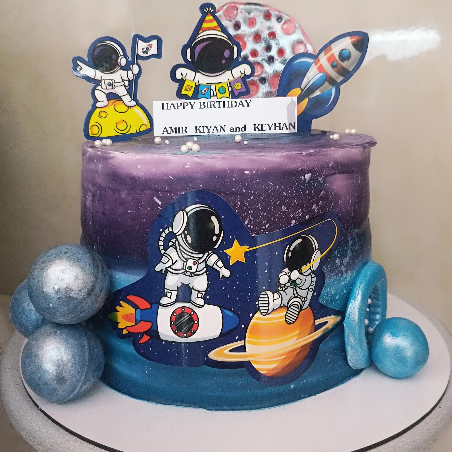 عکس کیک و شیرینی خانگی مینا