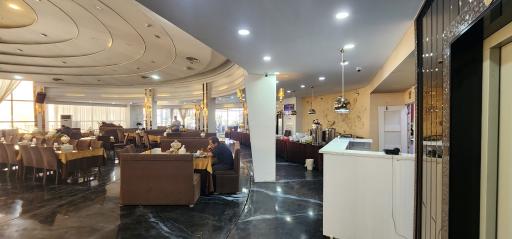 عکس هتل رنگین کمان خرم آباد