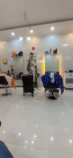 عکس پیرایش میکائیل