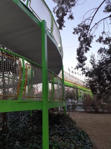 عکس پل هوایی موتور و عابر پیاده