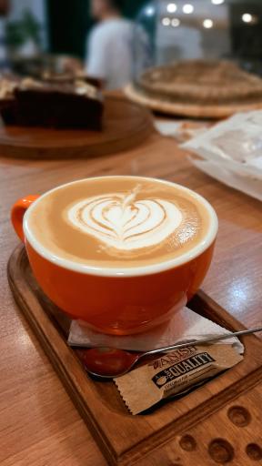 عکس کافه بارین