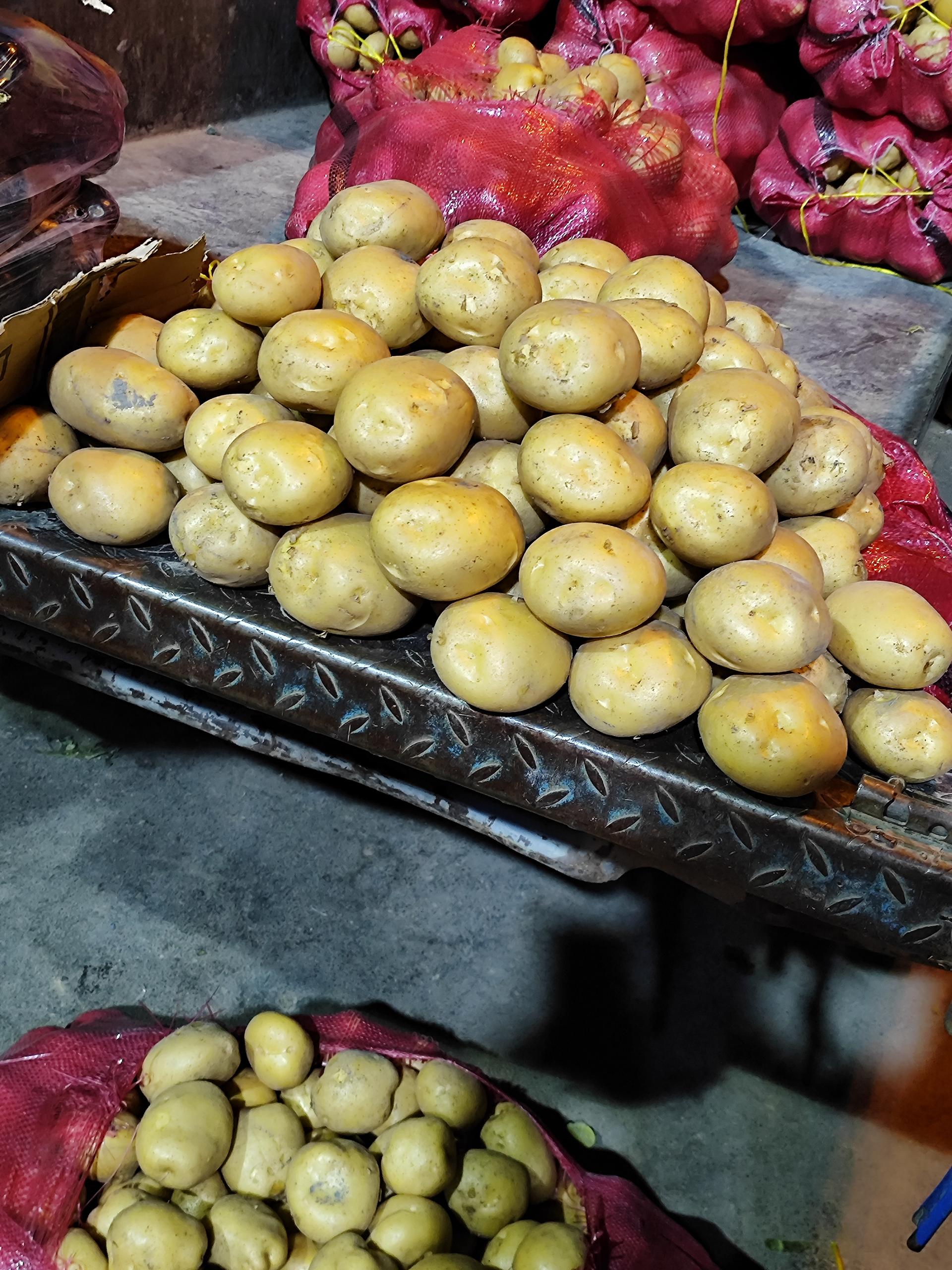 عکس بارفروشی رضا صفایی