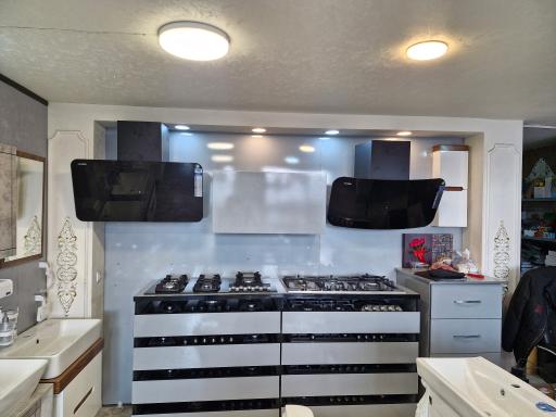 عکس فروشگاه بهداشتی و ساختمانی نژادی 