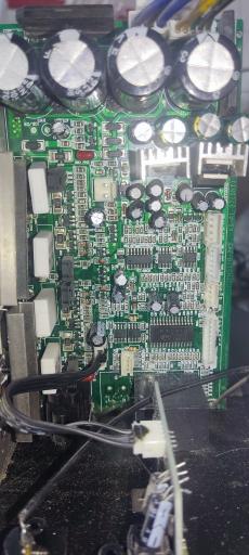 عکس الکترونیک و تعمیرات لامپ و پرژکتور مجید