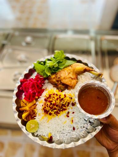 عکس کبابی بیرون بر عالی قاپو 