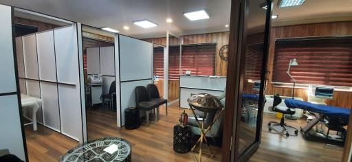 عکس کلینیک زیبایی و لیزر گلها