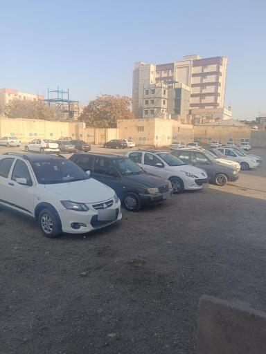 عکس پارکینگ عمومی شوشتری