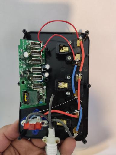 عکس الکترونیک و تعمیرات لامپ و پرژکتور مجید