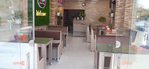 عکس فست فود پدر و پسر شعبه مرکزی