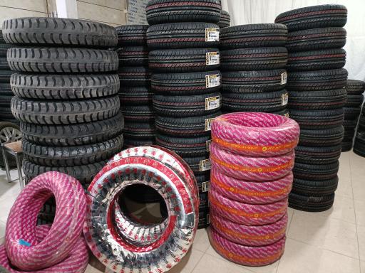 عکس فروشگاه لاستیک فاضل 