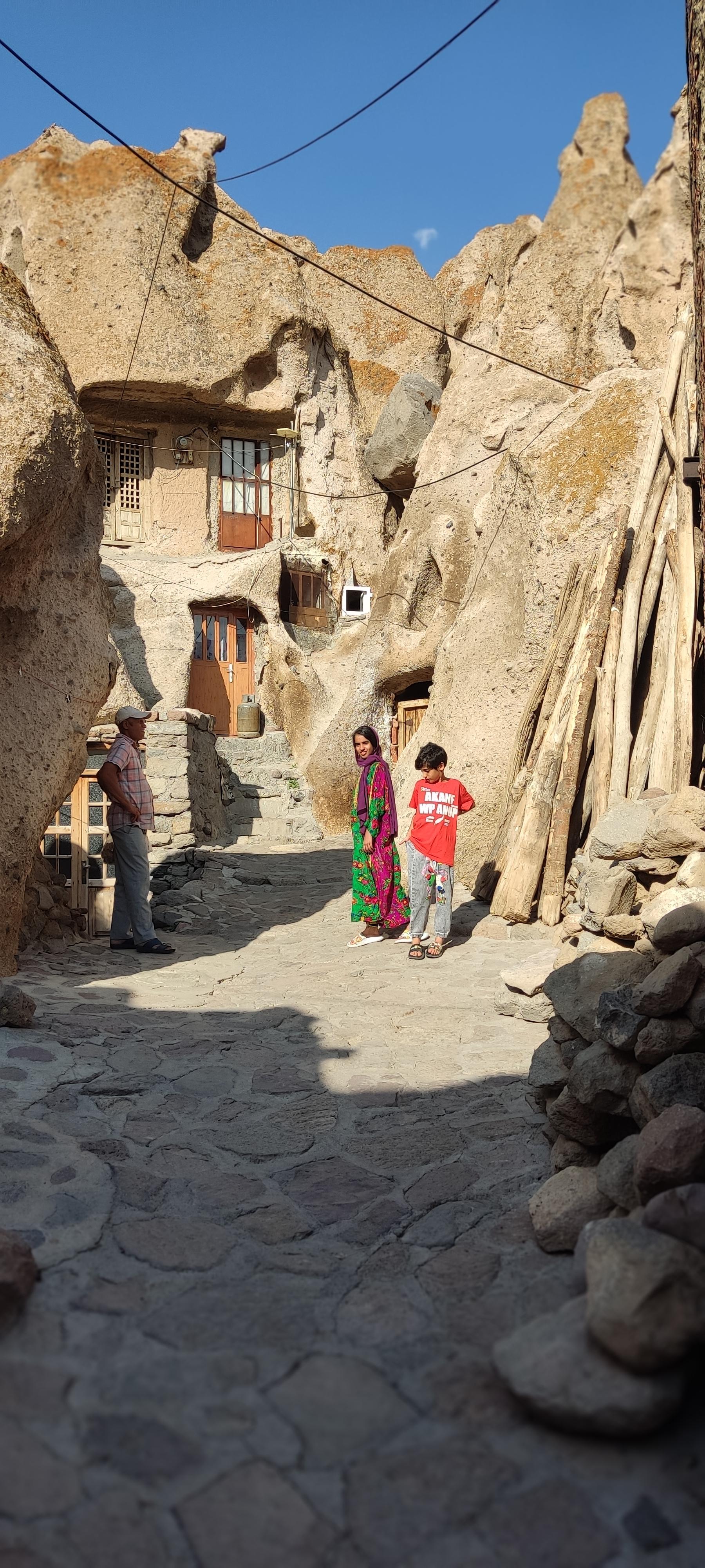 عکس هتل صخره ای ارسلان