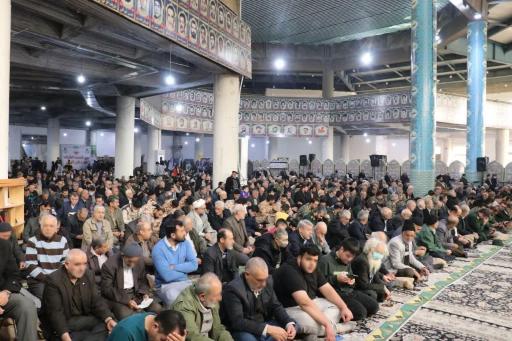 عکس مصلی نماز جمعه شهر قدس