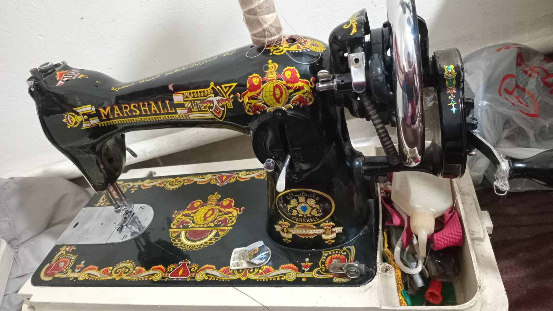 عکس خرید چرخ خیاطی مارشال