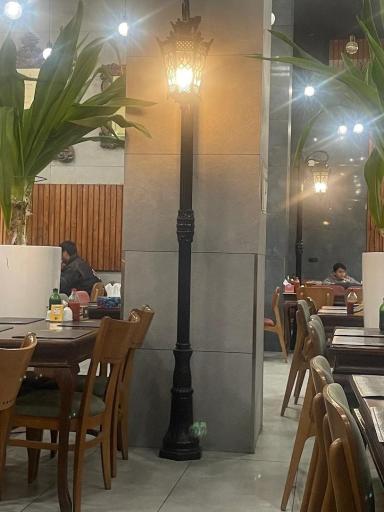 عکس رستوران 2000