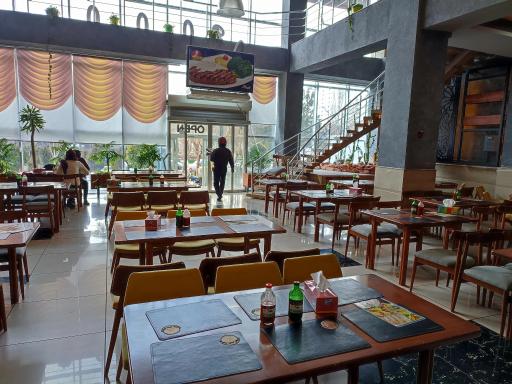 عکس رستوران 2000