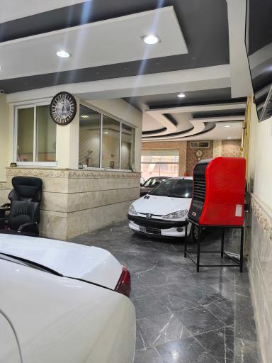 عکس نمایشگاه اتومبیل مهدوی