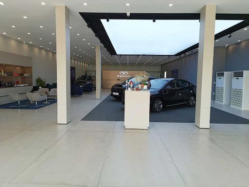 عکس نمایندگی مدیران خودرو خیاط زاده