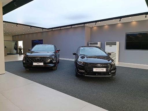 عکس نمایندگی مدیران خودرو خیاط زاده