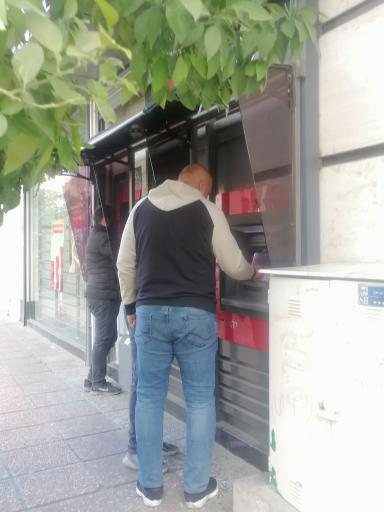 عکس خودپرداز بانک ملت