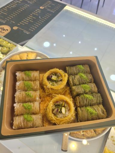 عکس باقلوا آرتان