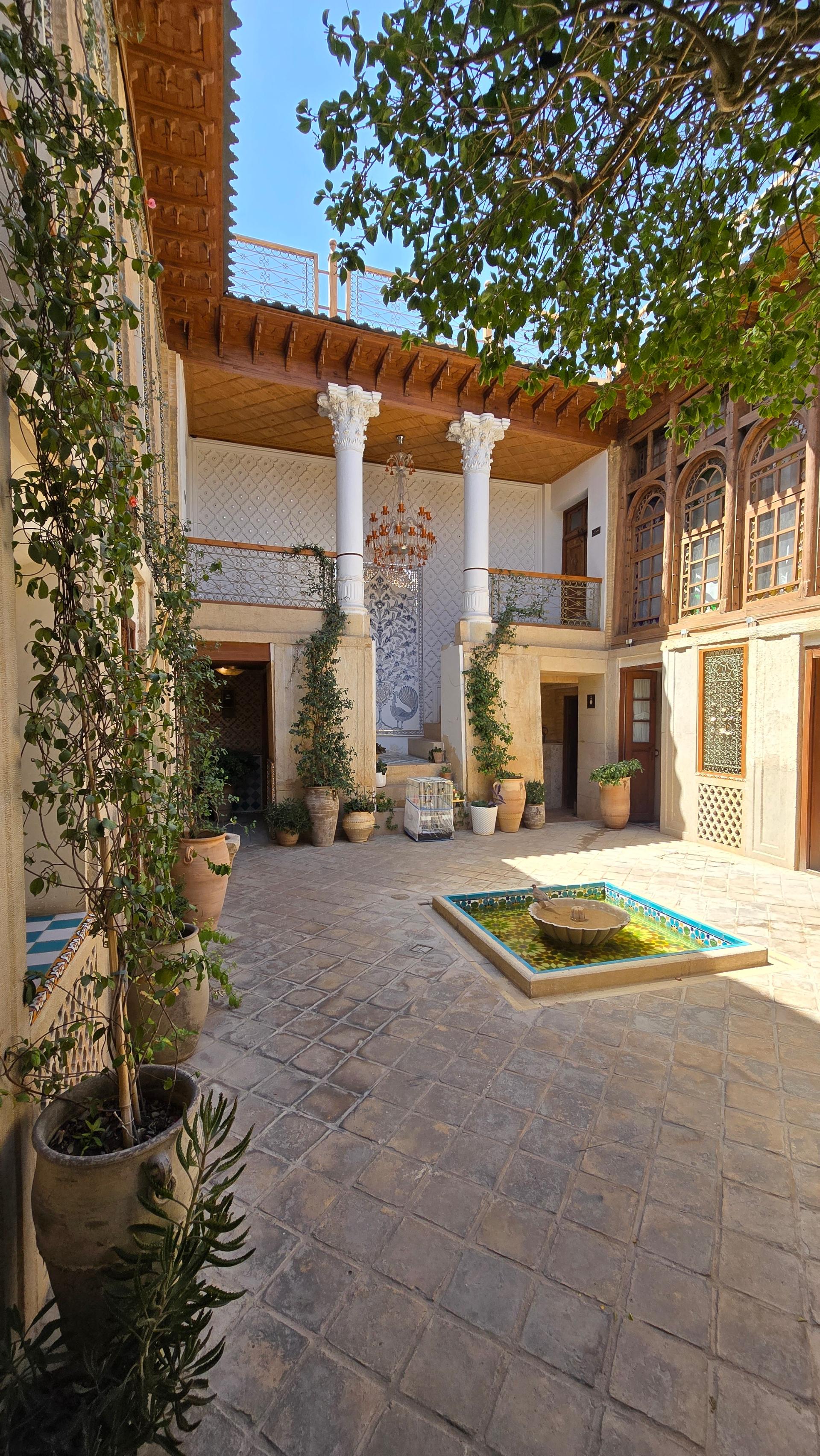 عکس بوتیک هتل سحرخیزان 