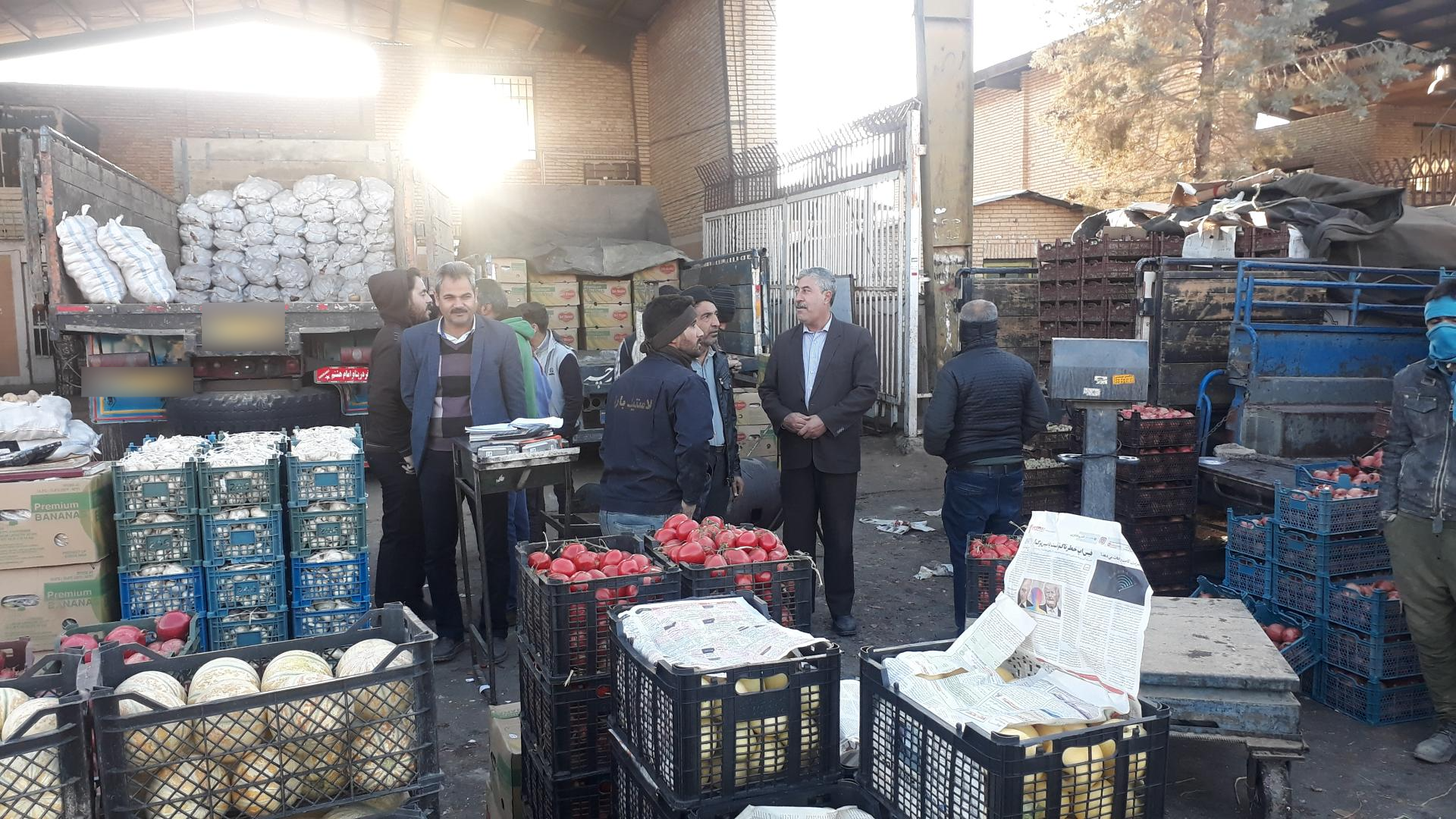 عکس میدان میوه و تره بار مرکزی کرمان