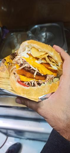 عکس فست فود من و دادام