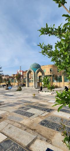 عکس مرقد آیت‌ الله انصاری همدانی