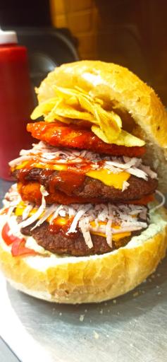 عکس فست فود من و دادام