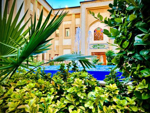 عکس مدرسه علمیه دارالسلام