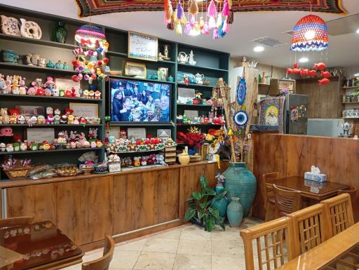 عکس کافه غولی