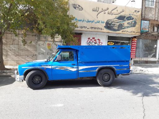 عکس خط کشی اتومبیل  استیکر شبرنگ هنرکده حسین زاده