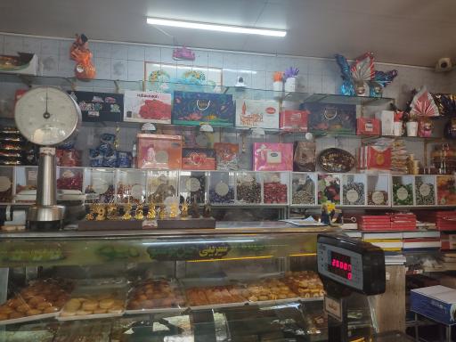 عکس قنادی خوشبو