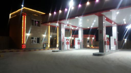 عکس پمپ بنزین