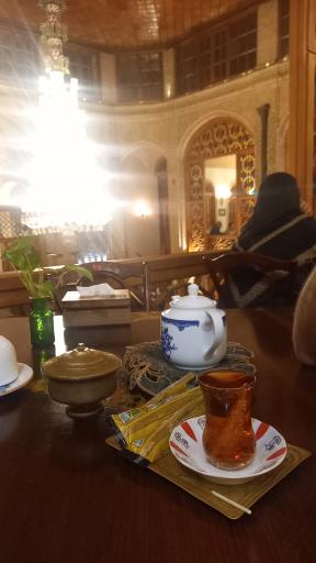 عکس رستوران وکیل التجار