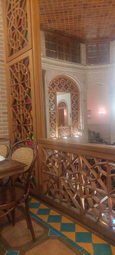 عکس رستوران وکیل التجار