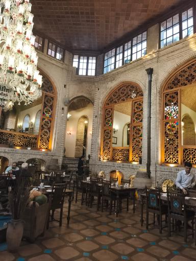 عکس رستوران وکیل التجار