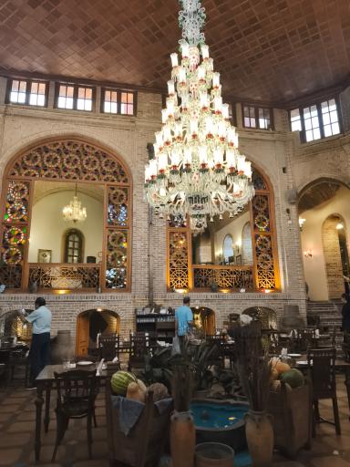 عکس رستوران وکیل التجار