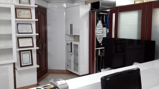 عکس دنیای الکترونیک نمایندگی مادیران