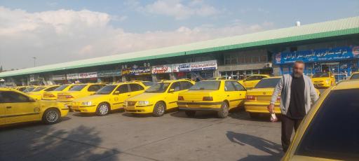 عکس پایانه تاکسیرانی برون شهری آزادی