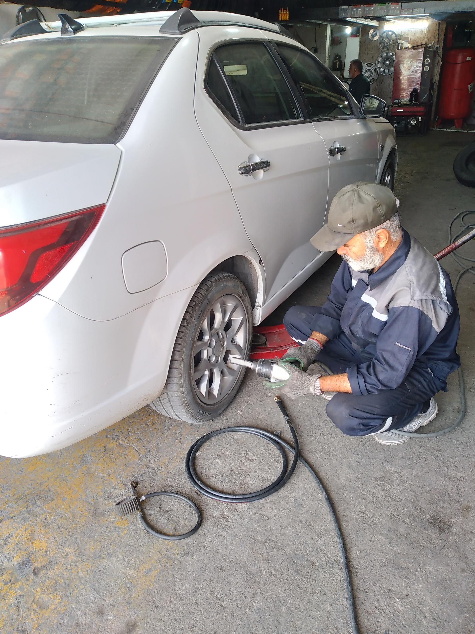 عکس رینگ و لاستیک قاسم مرادی