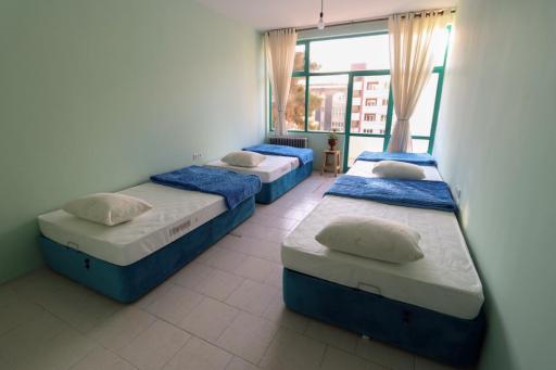 عکس مهمانپذیر ایوان