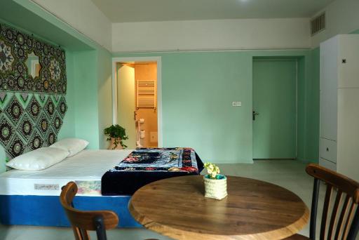 عکس مهمانپذیر ایوان