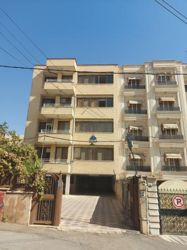 عکس شرکت ملی صنایع پتروشیمی