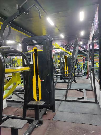 عکس باشگاه بدنسازی فایو استار