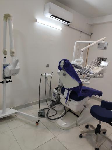 عکس مطب دندانپزشکی دکتر بهرام پور 